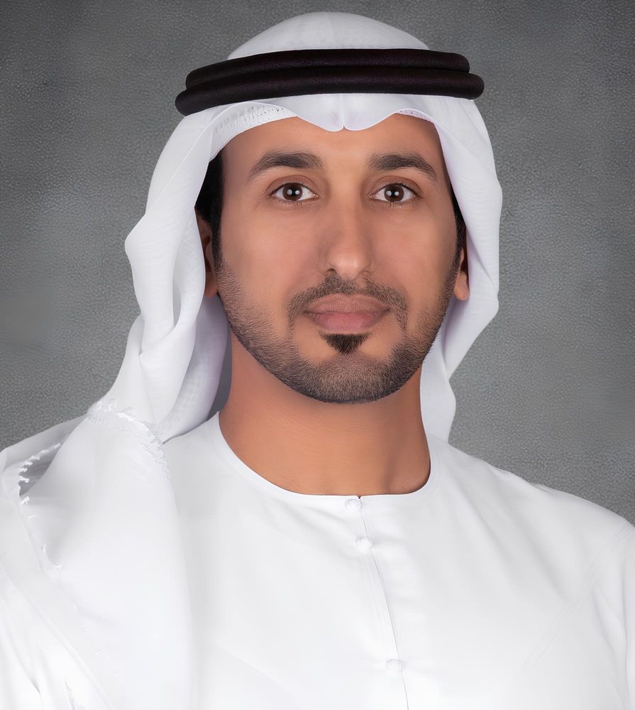 سعادة سلطان بن هويدن: يوم الشهيد تجسيد لقيم العزة والولاء للوطن